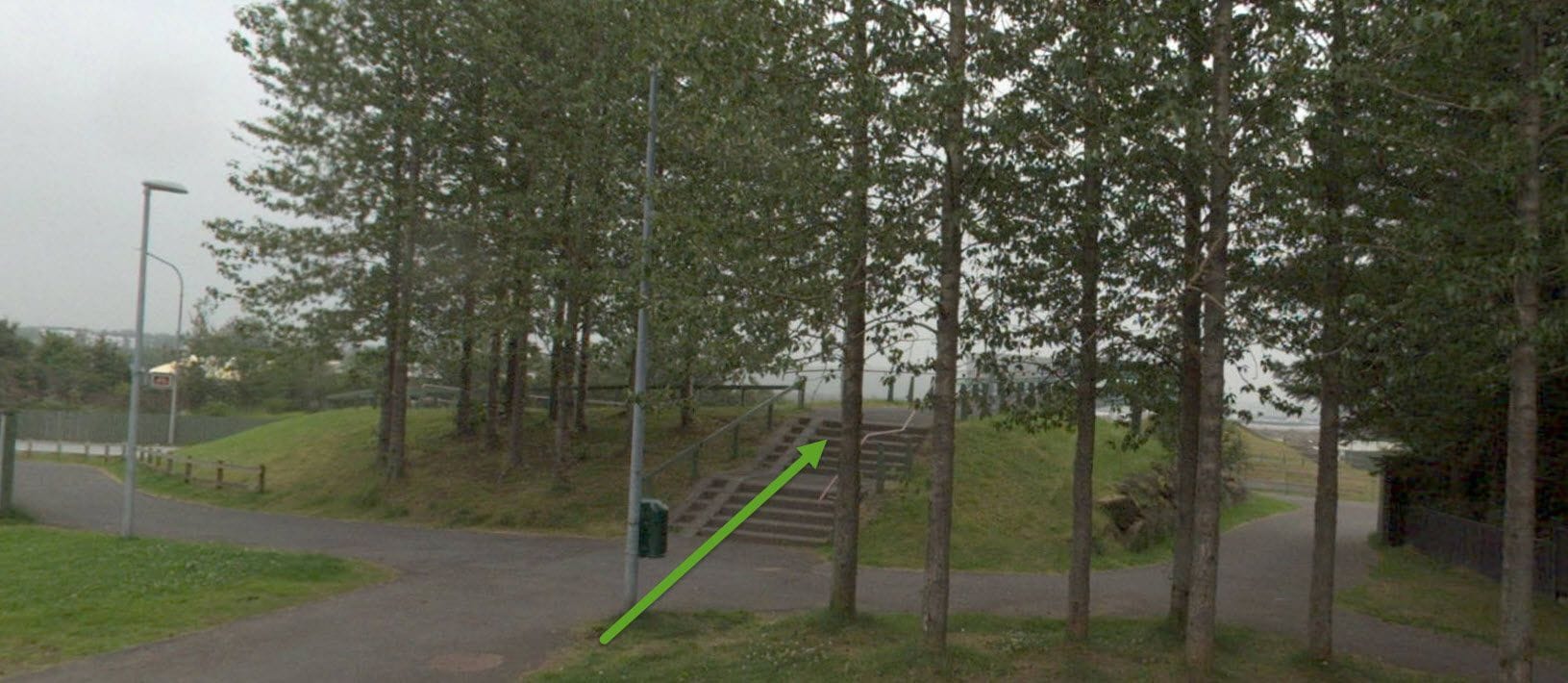 Göngubrú um Hafnarfjarðarveg
