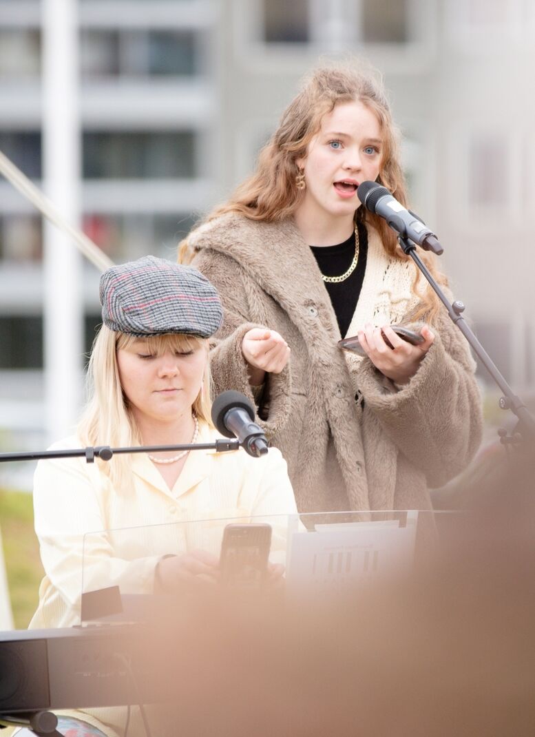 Tinna María Hrefnkelsdóttir og Guðrún Ágústa Gunnarsdóttir. Ljósmyndari: Nanna Guðrún
